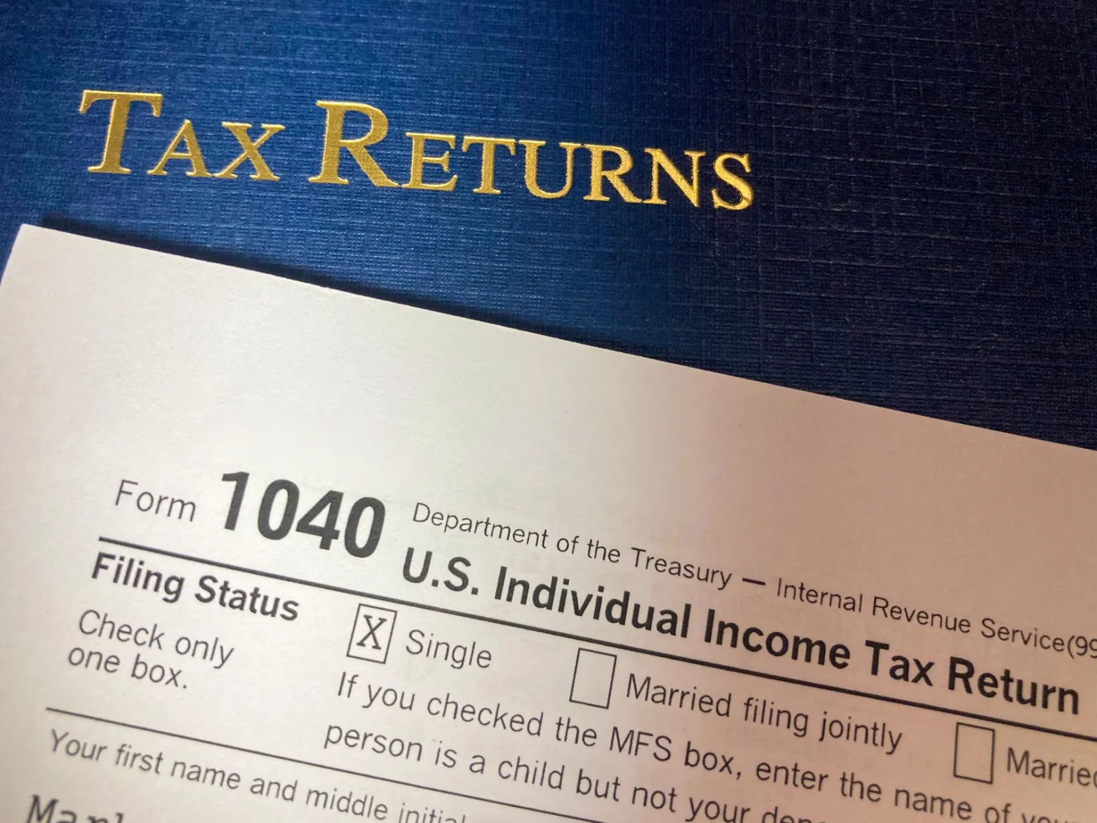 A U.S. Form 1040 individual income tax return